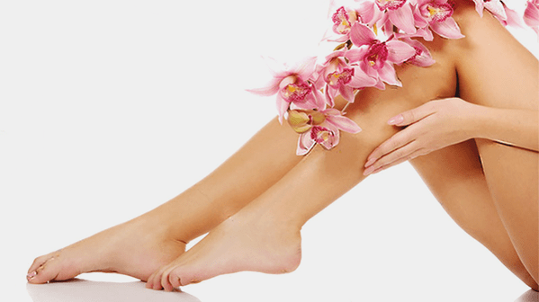 healthy legs after treatment of varicose veins